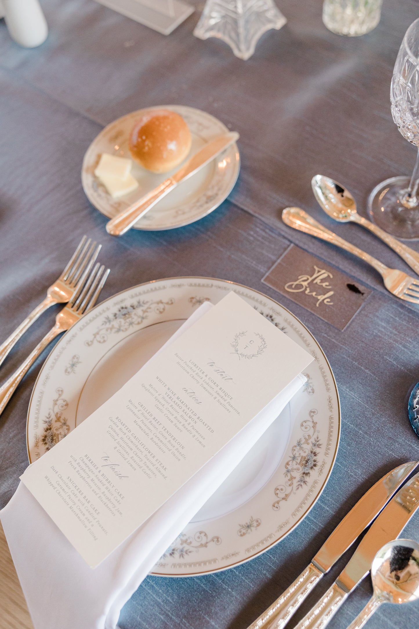 Simple Wreath Monogram Dinner Menu